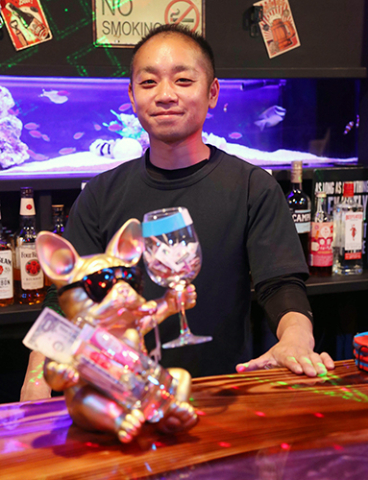 大人のドリンクバー　松浦市志佐町「SELF BAR」　おすすめの組み合わせ方はスタッフから
