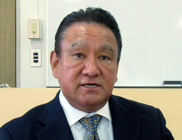 カルガリー五輪銅メダル黒岩彰さんは群馬県嬬恋村の副村長に スケート界離れ転身を決断した理由