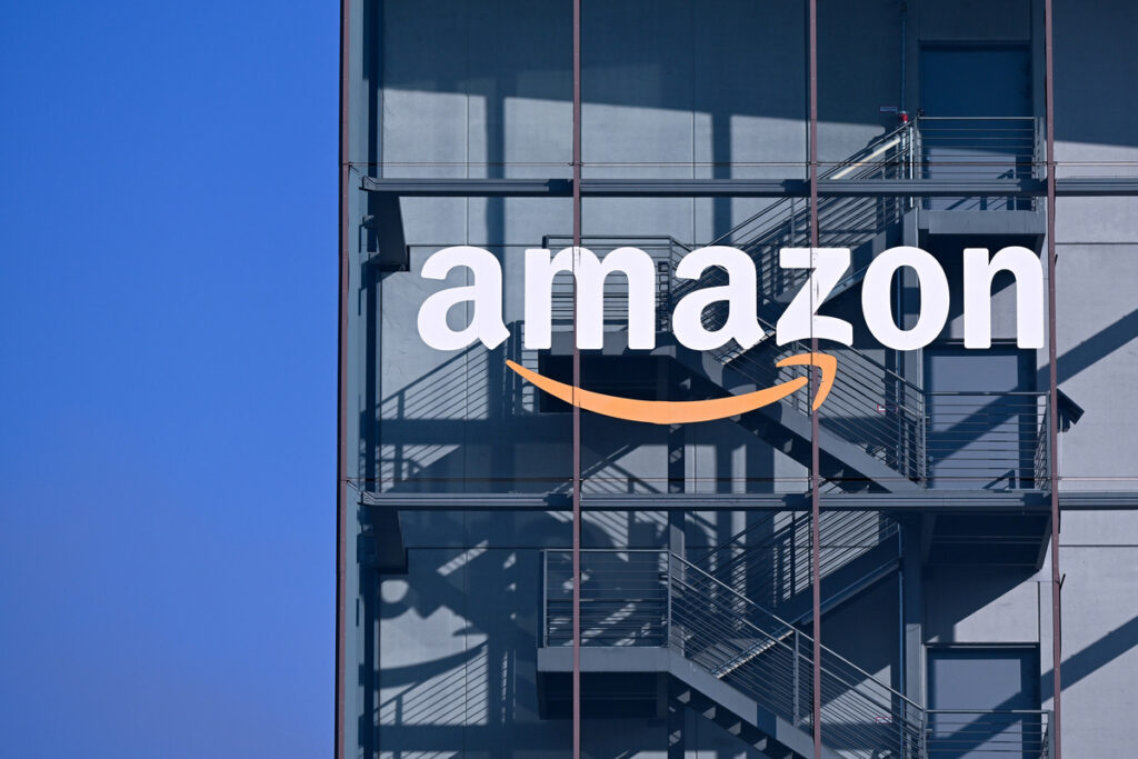 アマゾン株7％急落、2026年の支出計画2000億ドルは予想を大幅に上回る | Forbes JAPAN 公式サイト（フォーブス ジャパン）