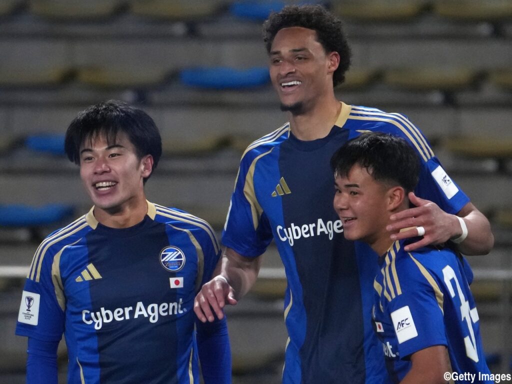 イェンギ2発!白崎ミドル弾! 神村出身ルーキーFW徳村楓大も1アシストの鮮烈プロデビュー! ACLE初参戦の町田が“トップ4”で決勝Tへ - gekisaka.jp