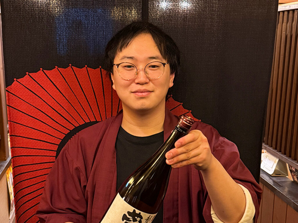 【五泉市】焼き鳥居酒屋『串ひろ 五泉本店』のスタッフおすすめ！近藤酒造「菅名岳 本醸造」と「半身唐揚げカレー味」のペアリングが絶品♪｜にいがた酒の陣 新潟酒月2026 - 地域情報サイト「ガタチラ」