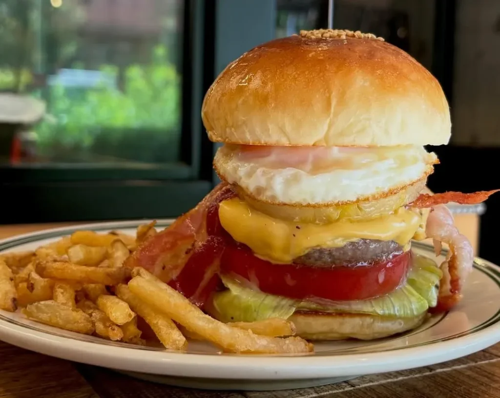 OLUバーガー ベーコンエッグ