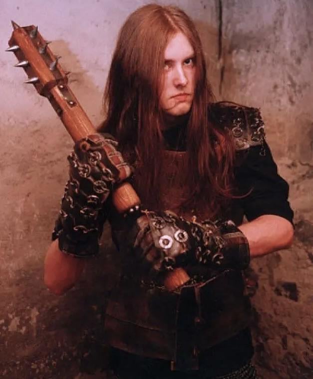 ノルウェーではこの人をどう扱うのでしょうか？