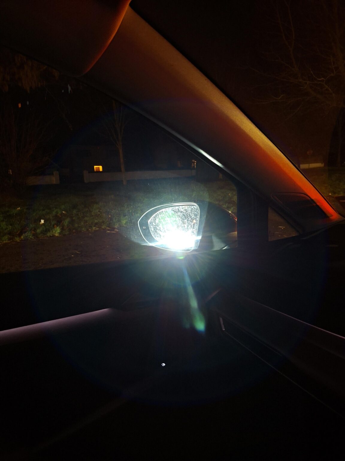 最近のヘッドライトは一体どうなっているのでしょうか？