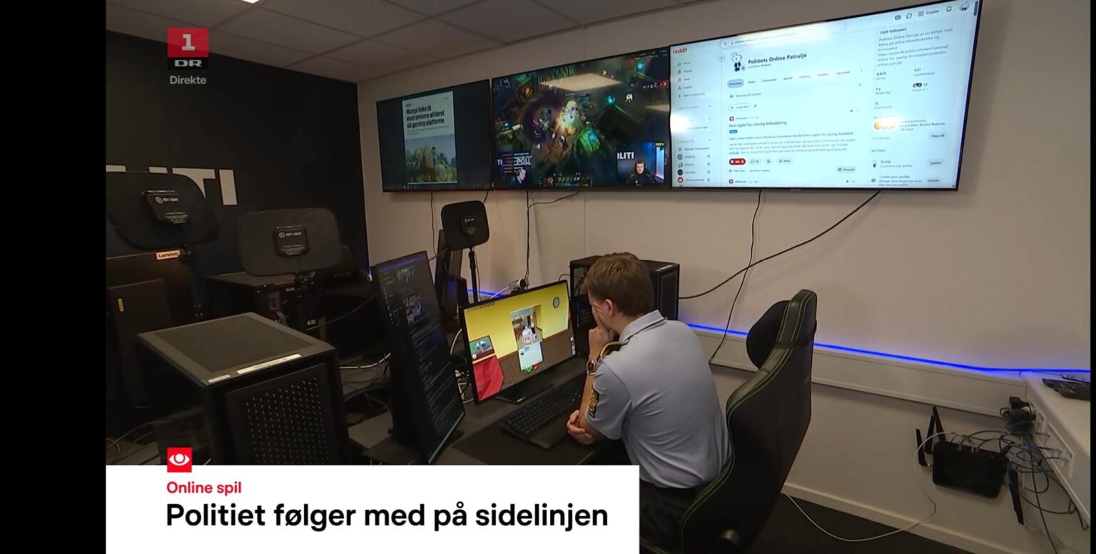 オンライン警察は私たちとRobloxを特別な監視下に置いています、今日テレビ新聞がいつ訪問したかをオンラインの緊急事態室で見ることができます