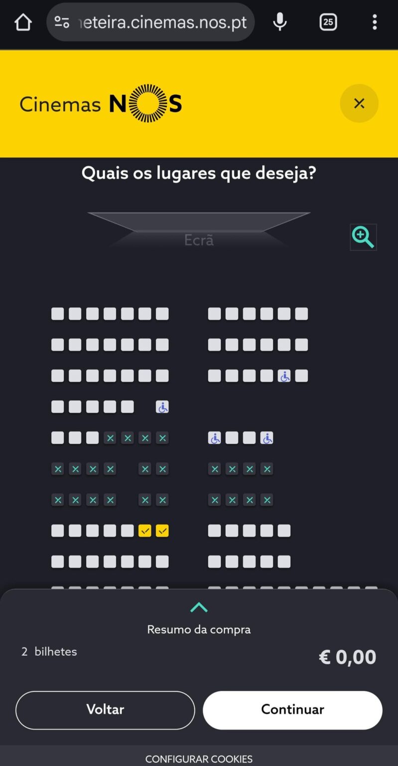 メラニア・トランプの映画 - 誰かが映画に観客がいるかのようにチケットを購入している