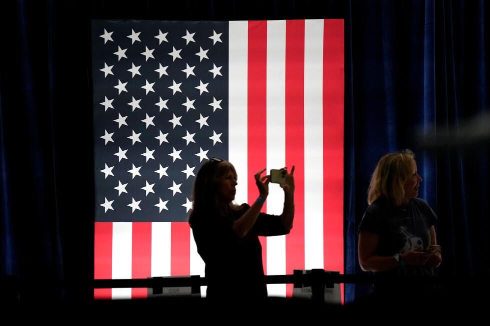 ディスカッションスレッド: トランプ大統領、ホワイトハウス記者会見前に黒人歴史月間レセプションを主催