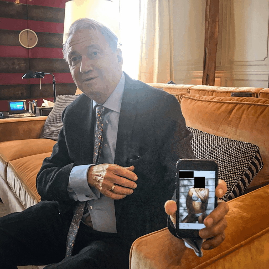 2019年にジェフリー・エプスタインが逮捕される前の最後の夕食会の席で、エプスタインを「彼の親友」と評したノルウェーのトップ外交官テリエ・ロッド・ラーセン氏