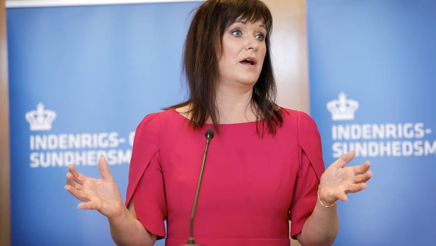 保健大臣はエミール・ソープに激怒： - もうやめなさい！