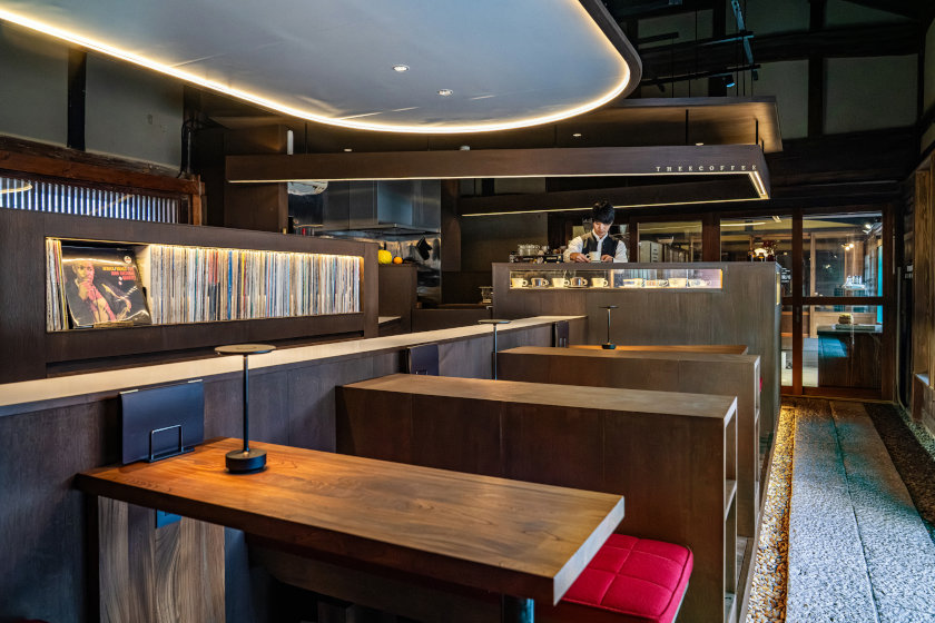 オーセンティックで新しい 現代のジャズ喫茶を訪ねて。若狭町の「THEE COFFEE（ジー・コーヒー）」。｜福井の旬な街ネタ&情報ポータル 読みもの ふーぽ