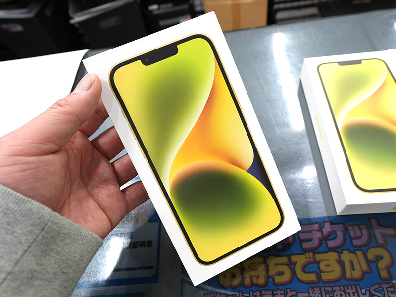 カナダ版「iPhone 14 Plus」が87,800円から！イエローカラーの新品がイオシスでセール - AKIBA PC Hotline!
