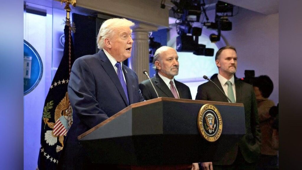 トランプ氏、新関税を１５％へ引き上げ…１日で方針変更「徹底的かつ詳細に精査した結果だ」―「今後数ヶ月で新たな法的に許容される関税を決定」