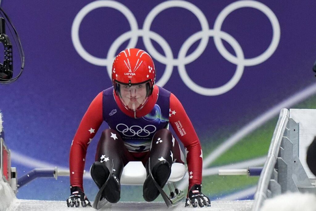 銀 - ボタがリュージュ冬季オリンピックでラトビアにとって歴史的なメダルを獲得