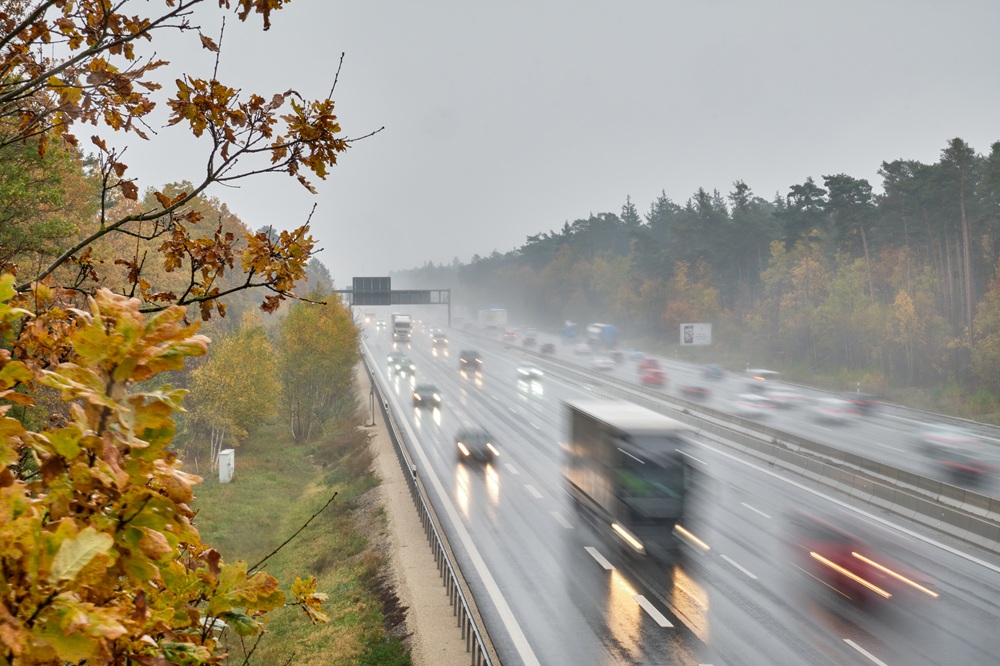 EU「2050年ゼロ汚染行動計画」、海洋プラ・マイクロプラ・廃棄物などの目標達成状況を中間評価