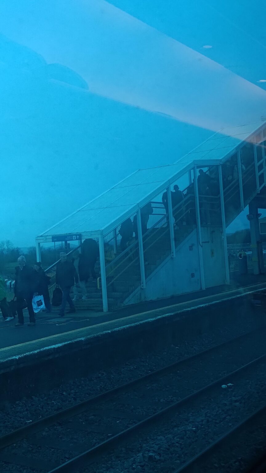 この国のインフラを灰色にしてはならないという法律を作るべきだ