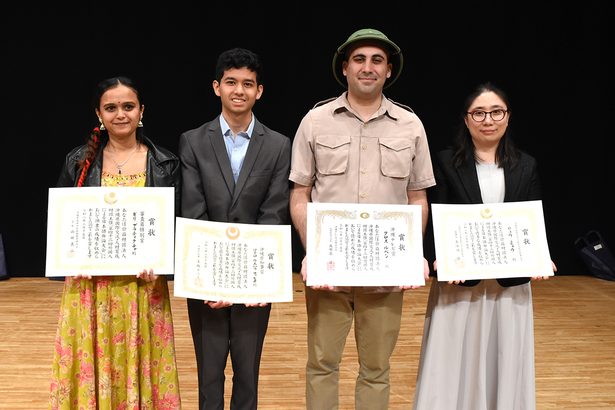 ペルーのソテロさん 知事賞　エイサーから祖父母のルーツ探求　日本語弁論大会