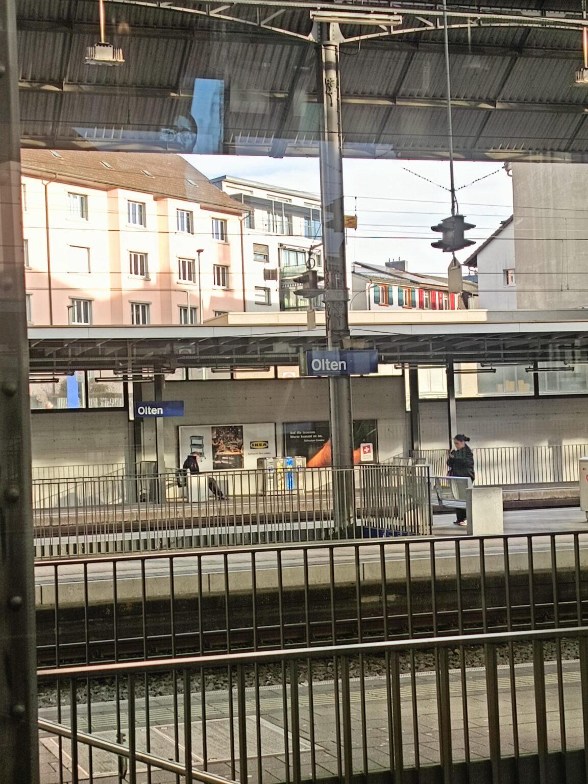 私はここにいるよ、さあどうする？