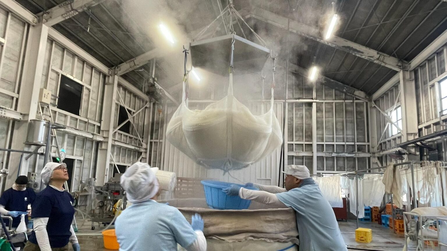 【徳島】酒好きなら一度は体験したい。創業220年の老舗酒蔵が挑む日本酒コース（旅人間） - エキスパート - Yahoo!ニュース