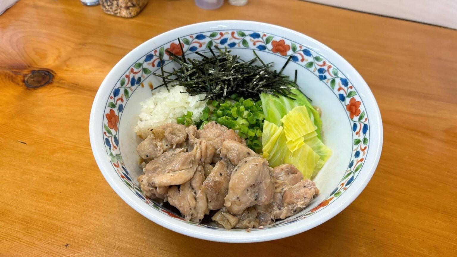 【高松市】もちもち麺とタレが絡むボリューム満点の油そば♪満腹になれるお店（鈴木広子） - エキスパート - Yahoo!ニュース