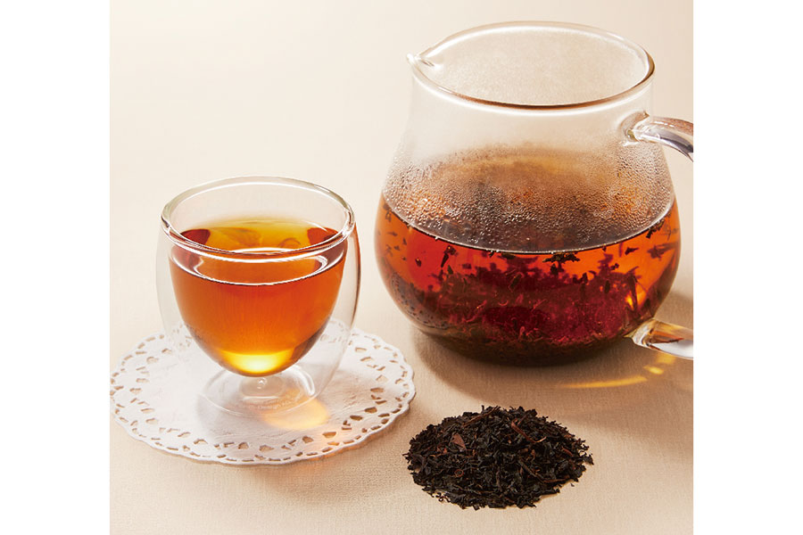 「鹿児島県産 和紅茶べにふうき」（715円）