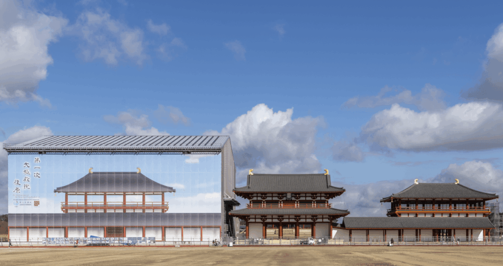 平城宮跡第一次大極殿院 東楼竣工記念講演会 「よみがえる”東楼”―世界遺産平城宮跡における建造物の復原を考える―」の開催について | 奈良文化財研究所 Facebook