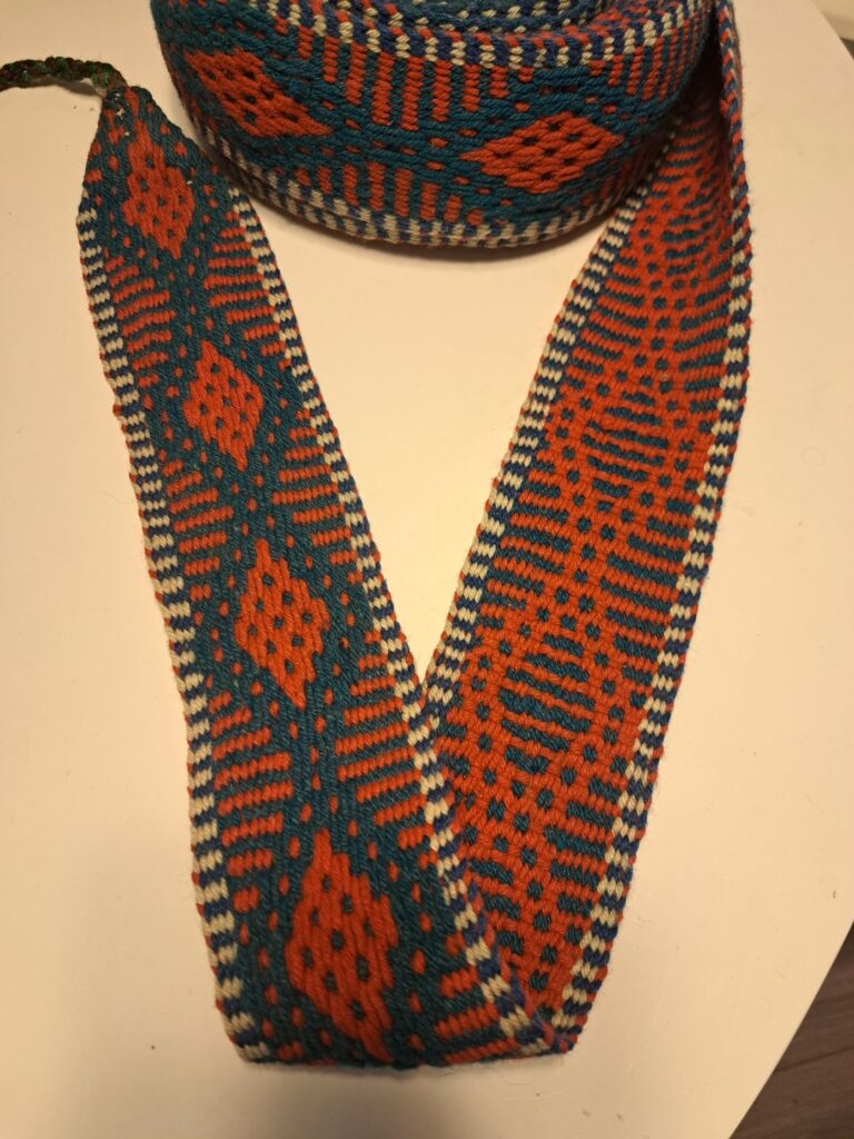 誰かこれについて詳しく教えてもらえますか？