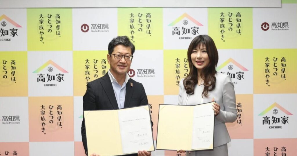 「残業代を1.5倍にすることにします」高知県知事から言われた働き方改革の先駆者が「赤字覚悟」で黒字になった理由(小室 淑恵) | FRaU 「残業代を1.5倍にすることにします」高知県知事から言われた働き方改革の先駆者が「赤字覚悟」で黒字になった理由(小室 淑恵) | FRaU