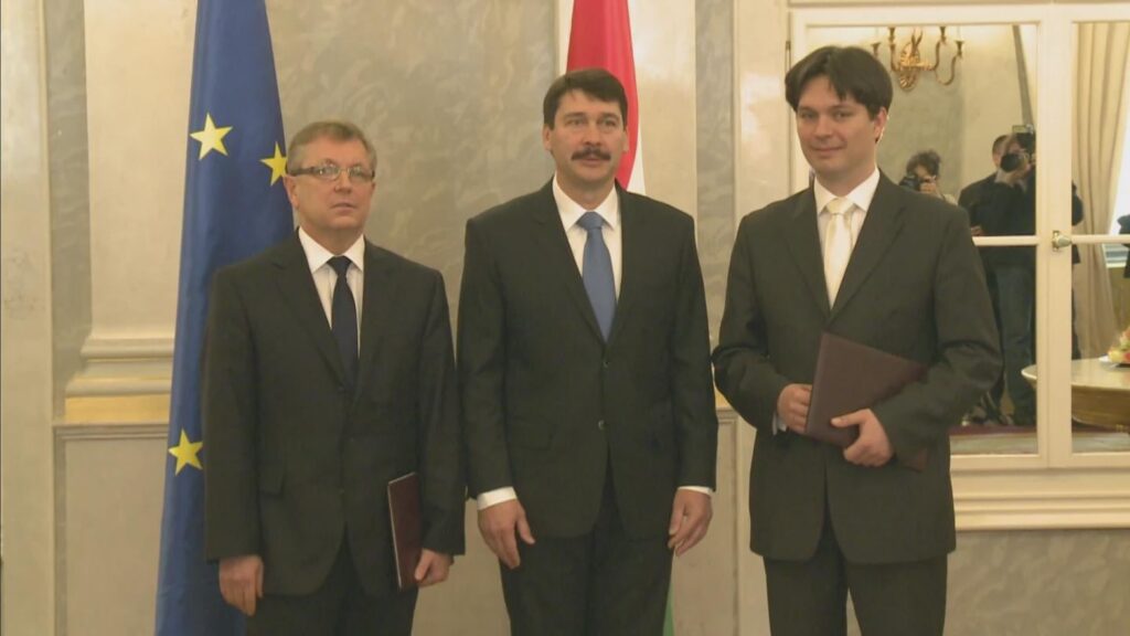 MNBスキャンダル：11ヶ月にわたって捜査が続けられているが、まだ誰も容疑者として取り調べを受けていない