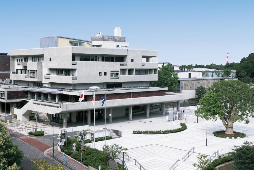 青少年センター外観