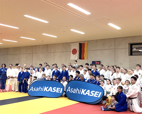 ドイツ・デュッセルドルフ市での柔道教室「Asahi Kasei Judo Workshop」開催のご報告 | 2025年度 | ニュース