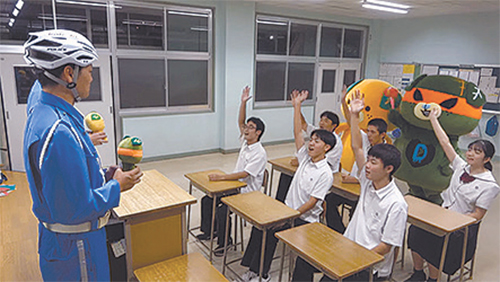 地元の高校生も出演! 自転車安全利用啓発プロジェクト啓発動画シリーズ