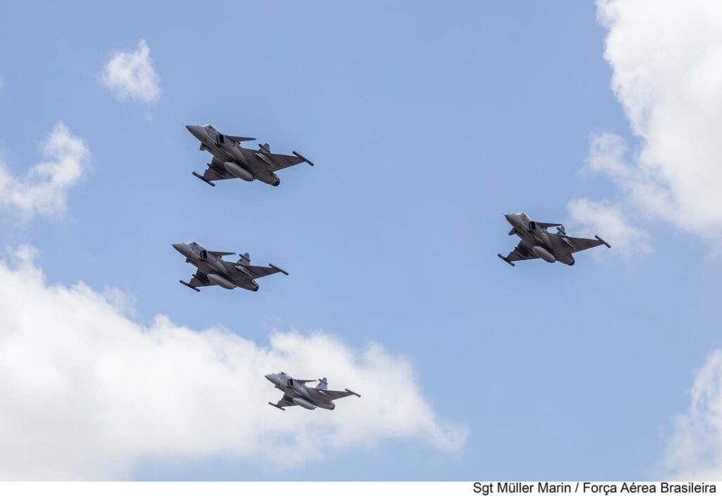 流星ミサイルを装備したブラジルのJAS 39グリペン