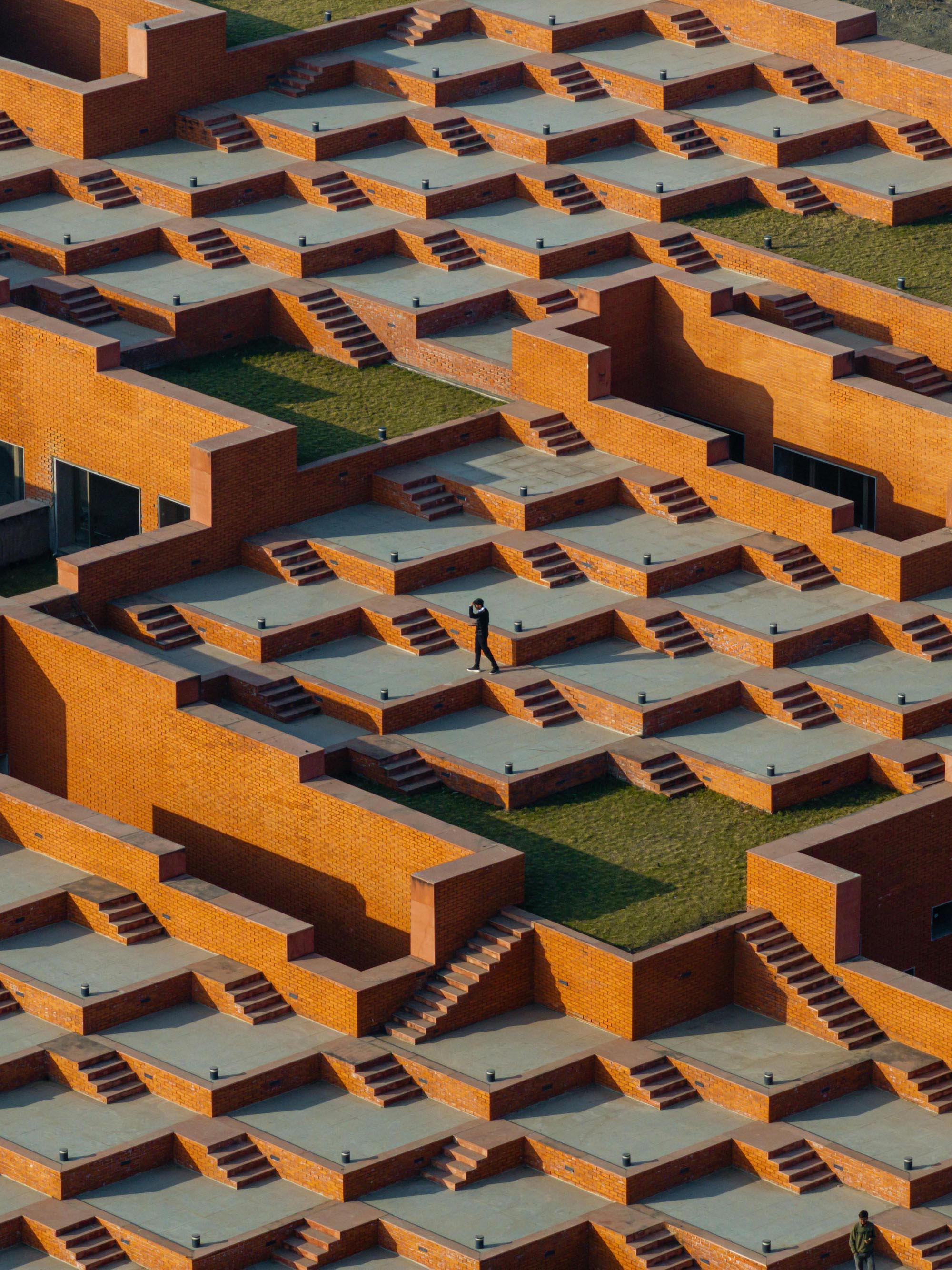 〈プレステージ大学（Prestige University）〉サンジャイ・プリ・アーキテクツ（Sanjay Puri Architects）