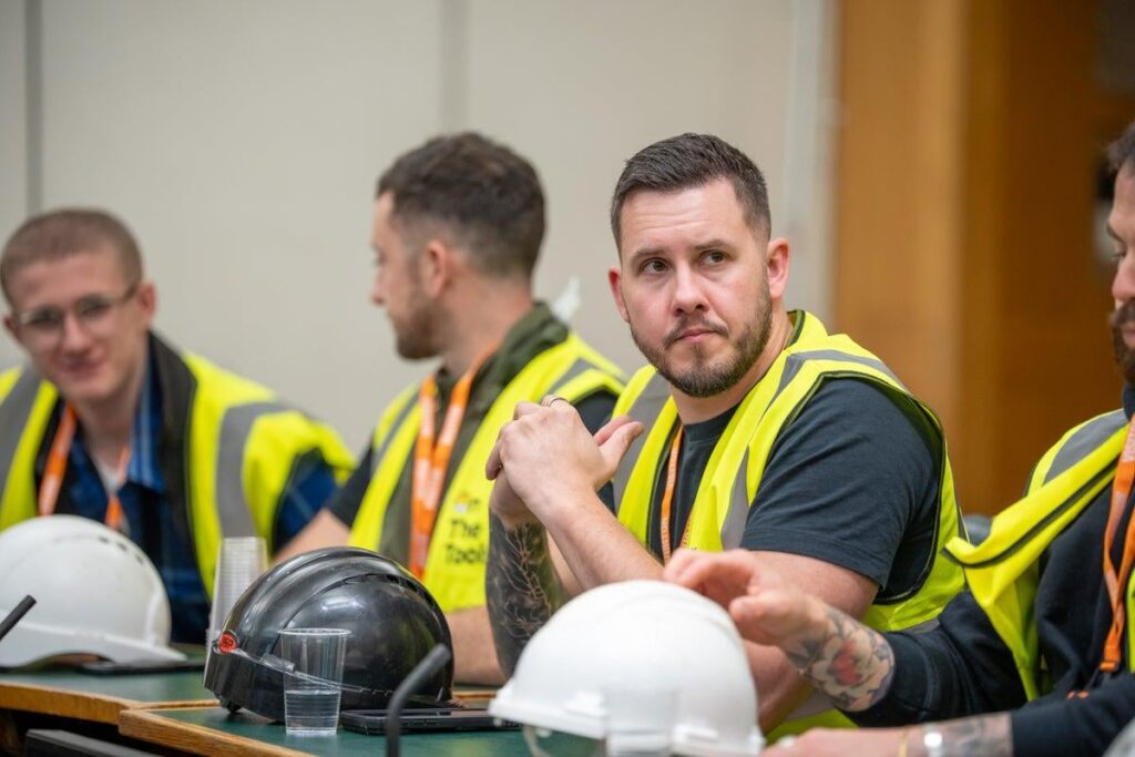 「翌日には仕事に戻りました。私のような父親にとって、育休は悪夢です。」