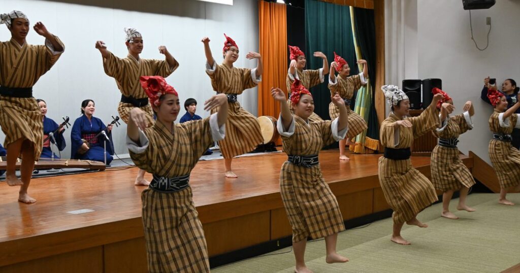 琉舞や三線学ぶ高校生16人、ハワイ滞在で感じたこと　観光×伝統芸能の姿とは　沖縄
