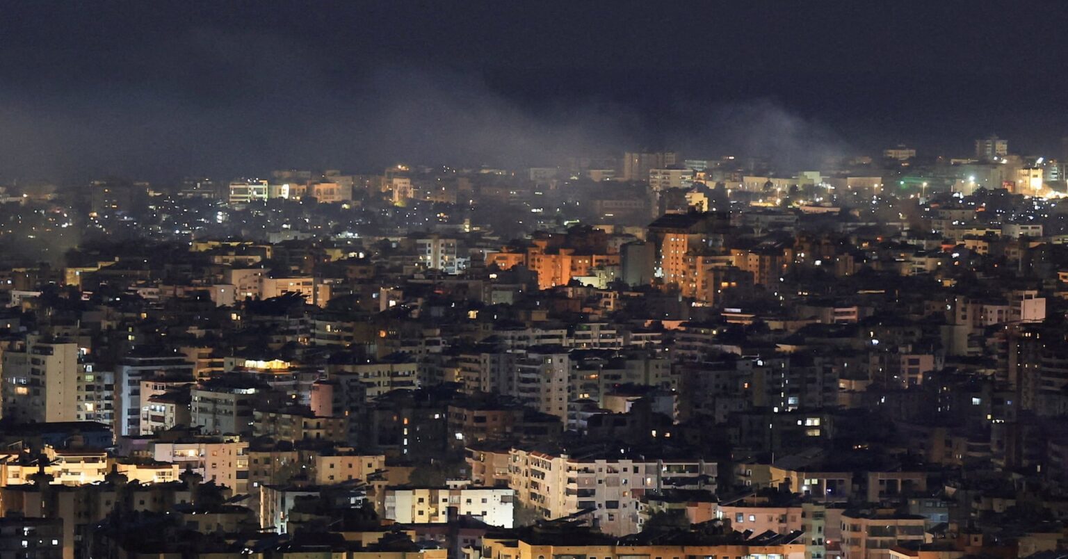 レバノン東部の住宅にイスラエル軍の攻撃、少なくとも4人死亡 | ロイター レバノン東部の住宅にイスラエル軍の攻撃、少なくとも4人死亡 | ロイター