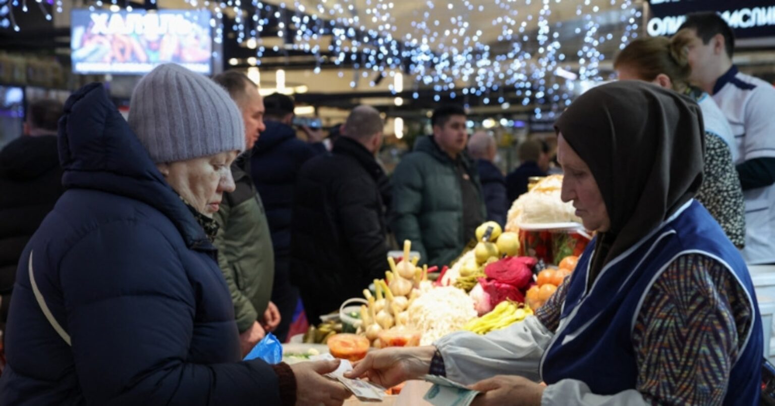 ドイツ情報機関、ロシアが戦争の真の経済的コスト隠蔽と非難 | ロイター
