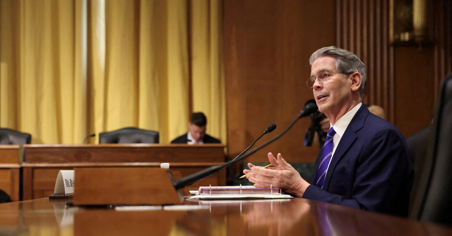 米財務長官、中国にロシア・イラン原油購入削減求める方針検討＝報道 | ロイター