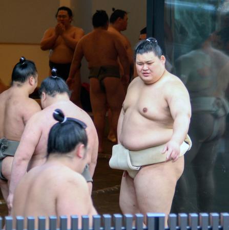 大の里、入念に仕上げの稽古 実戦想定、おっつけ試す | 全国のニュース | 福井新聞ONLINE