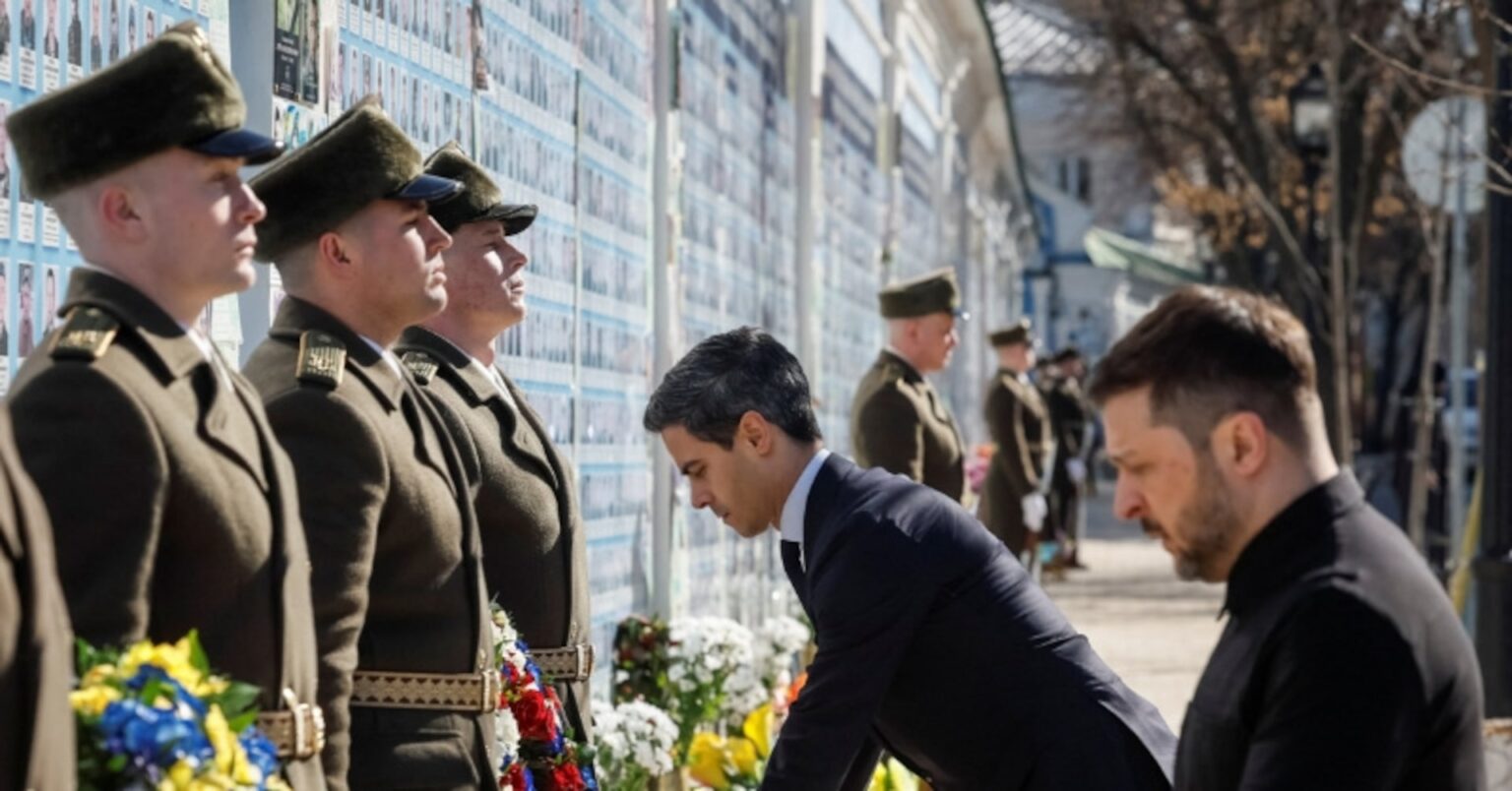 ウクライナ、迎撃ドローン売却の用意　中東に軍教官派遣 | ロイター