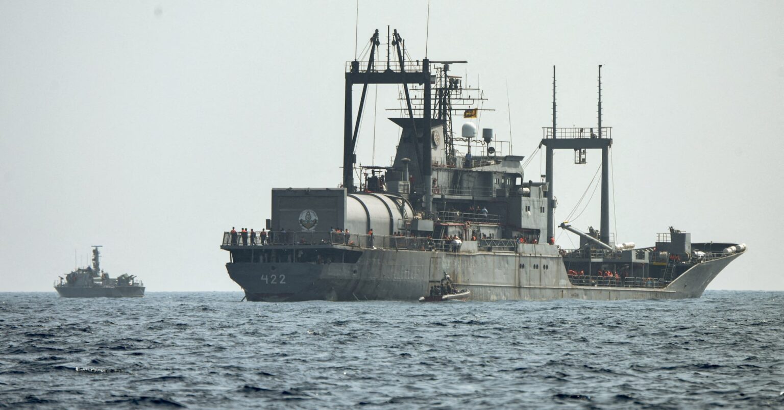 米、イラン沈没艦生存者を送還しないようスリランカに圧力＝メモ | ロイター