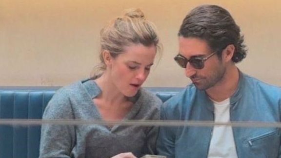 エマ・ワトソン、新恋人はメキシコ大富豪一族のゴンサロ・エビア・バイレレス | Vogue Japan