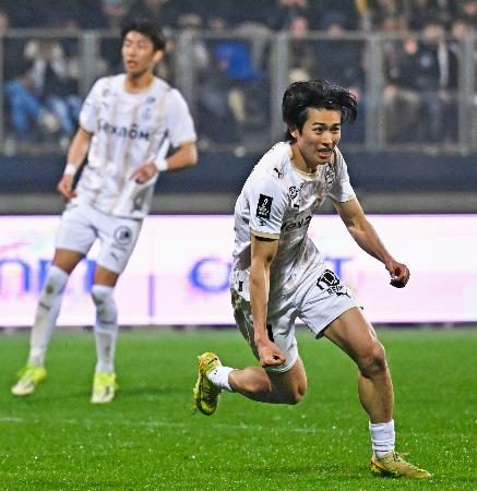 中村敬斗が今季９点目　サッカーのフランス２部
