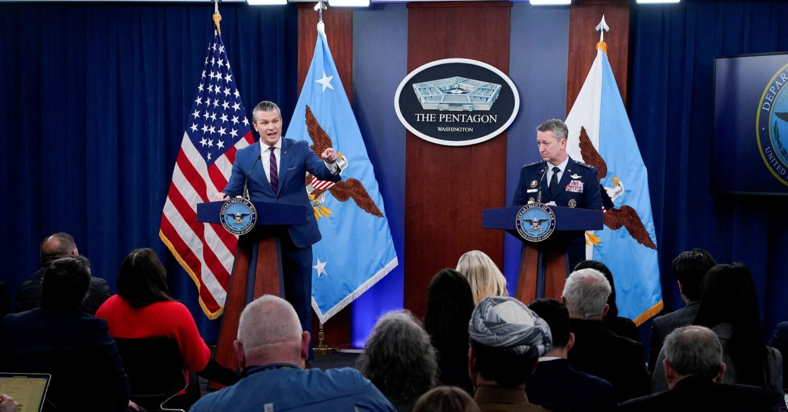 米国防長官、イラン攻撃「最も激しい日に」　最多の戦闘機投入と警告 | ロイター