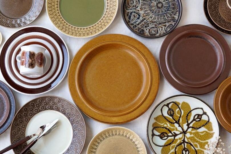 「奈良 蚤の市」古き良きアンティーク雑貨や食器・アクセサリーなど約60店が集結 - ファッションプレス