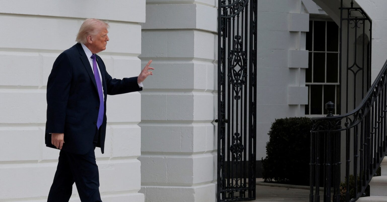 トランプ氏、イランは「降伏間近」　Ｇ７会合で成果誇示と米報道 | ロイター