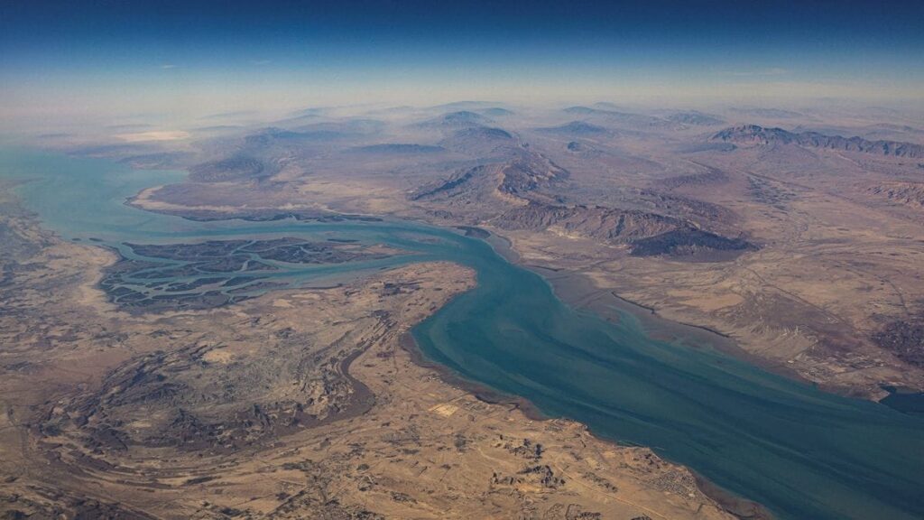 「ホルムズ海峡封鎖」で浮かび上がった不都合な真実、「台湾危機」が生じれば海上輸送網が崩壊、そのとき日本は…(1/7) | JBpress (ジェイビープレス)