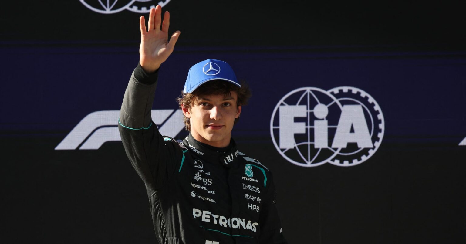 Ｆ１＝中国ＧＰ予選、19歳のアントネッリが史上最年少ＰＰ獲得 | ロイター