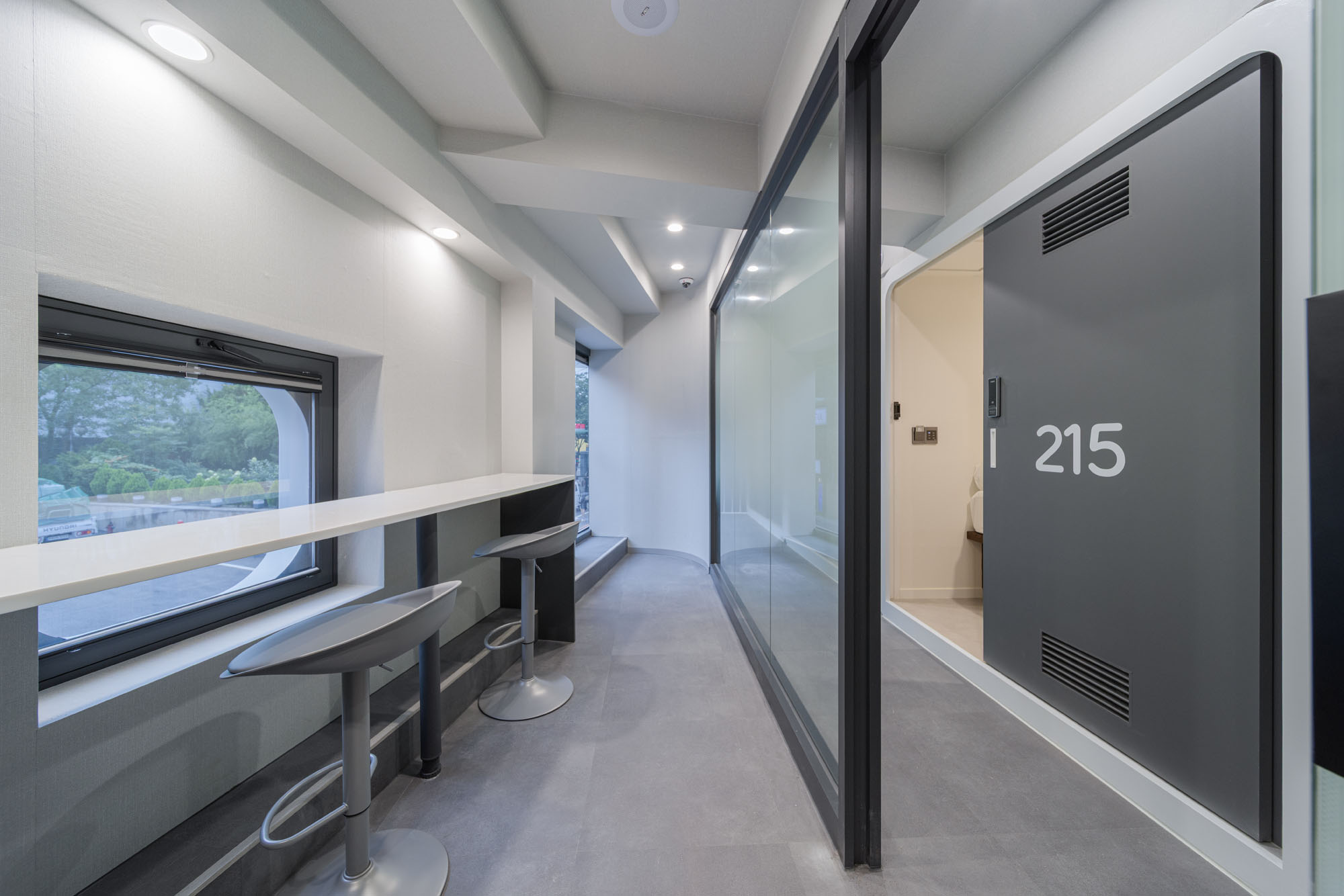 〈ホテル明洞駅（Hotel Myeongdong Station）〉ヨンジュ・リー・アーキテクチャ（Yong Ju Lee Architecture）