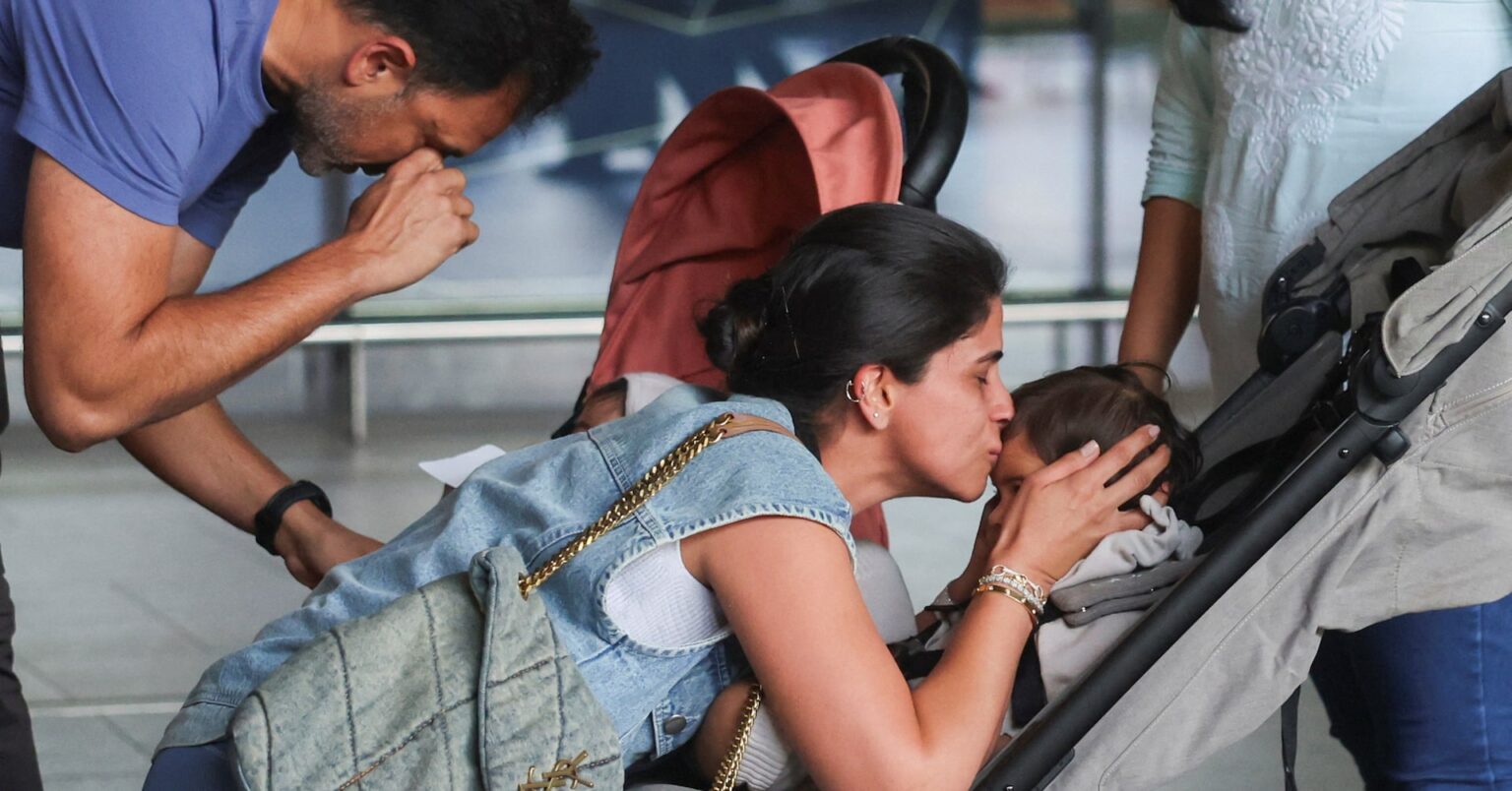 アングル:イラン戦争で空の便大混乱、「夢の休暇」一転 行き先変更も | ロイター アングル:イラン戦争で空の便大混乱、「夢の休暇」一転 行き先変更も | ロイター